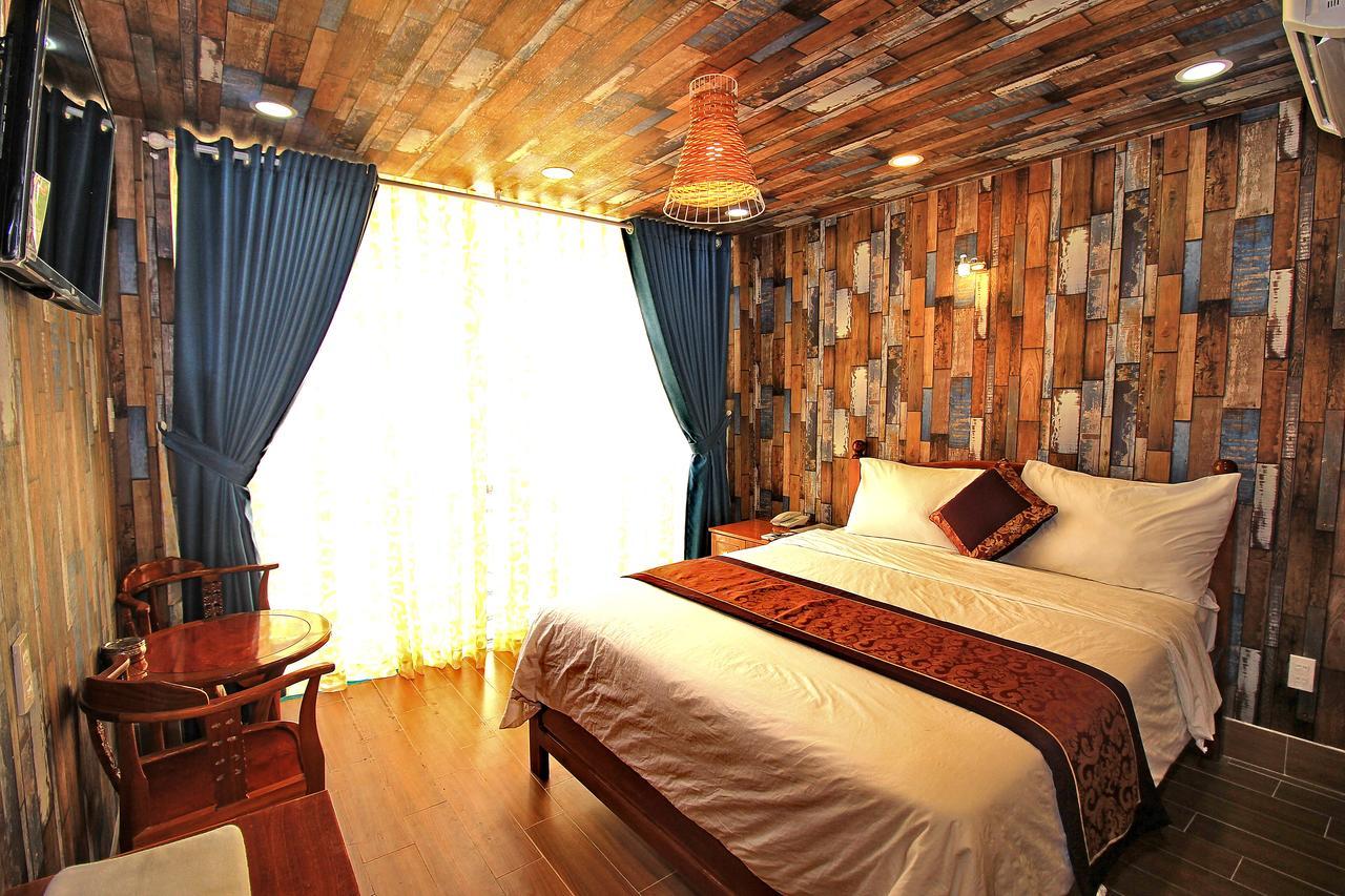 Nest Khách sạn 2*